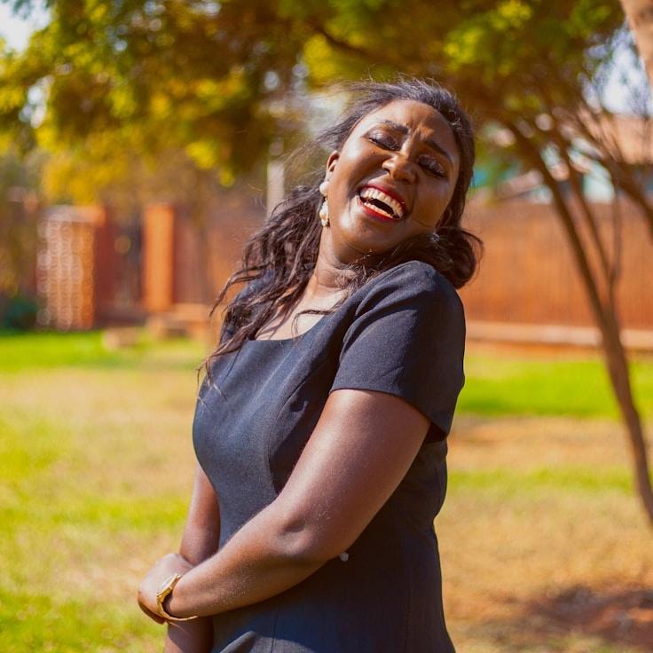 Jordan Singh, Client Relations Director, discussing corporate gifting strategy with business clients